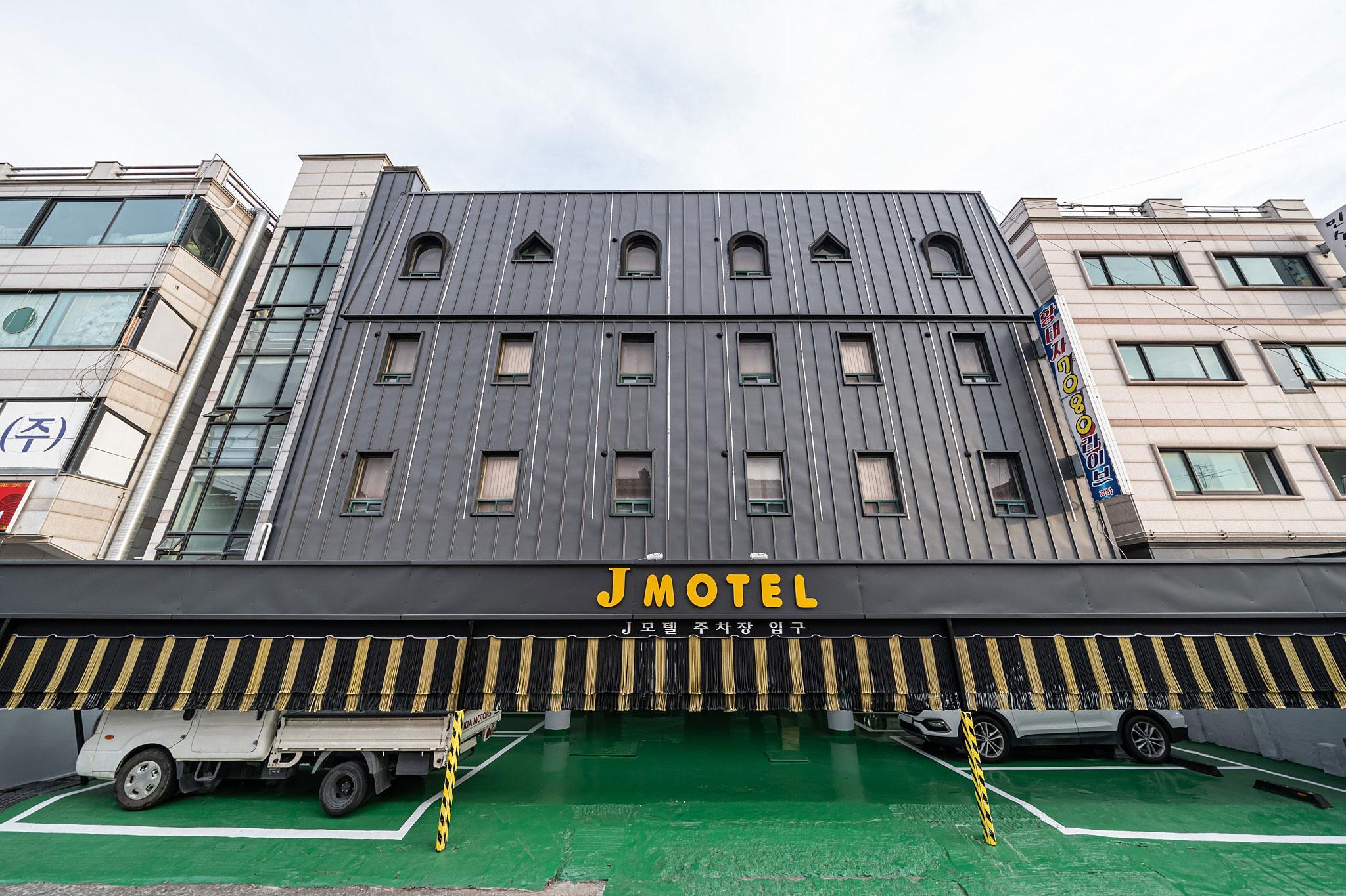Hotel J Ansan 3/93