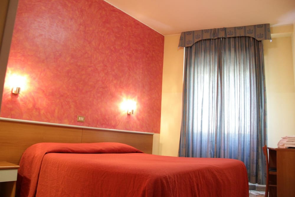 Hotel Del Sud 22/35