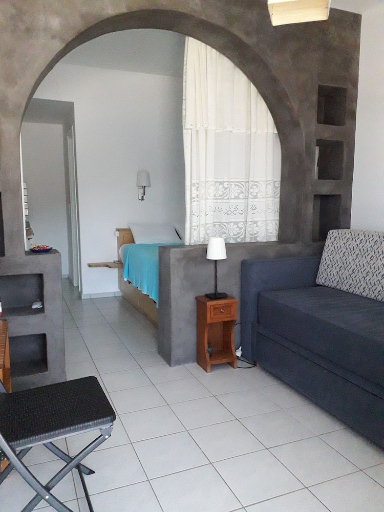 Diosmarini Studios & Apartments 14/25