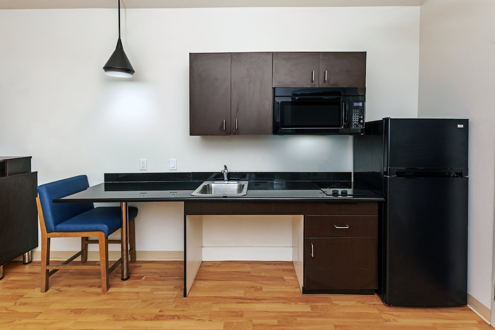 Candlewood Suites Muskogee, an IHG Hotel 40/51