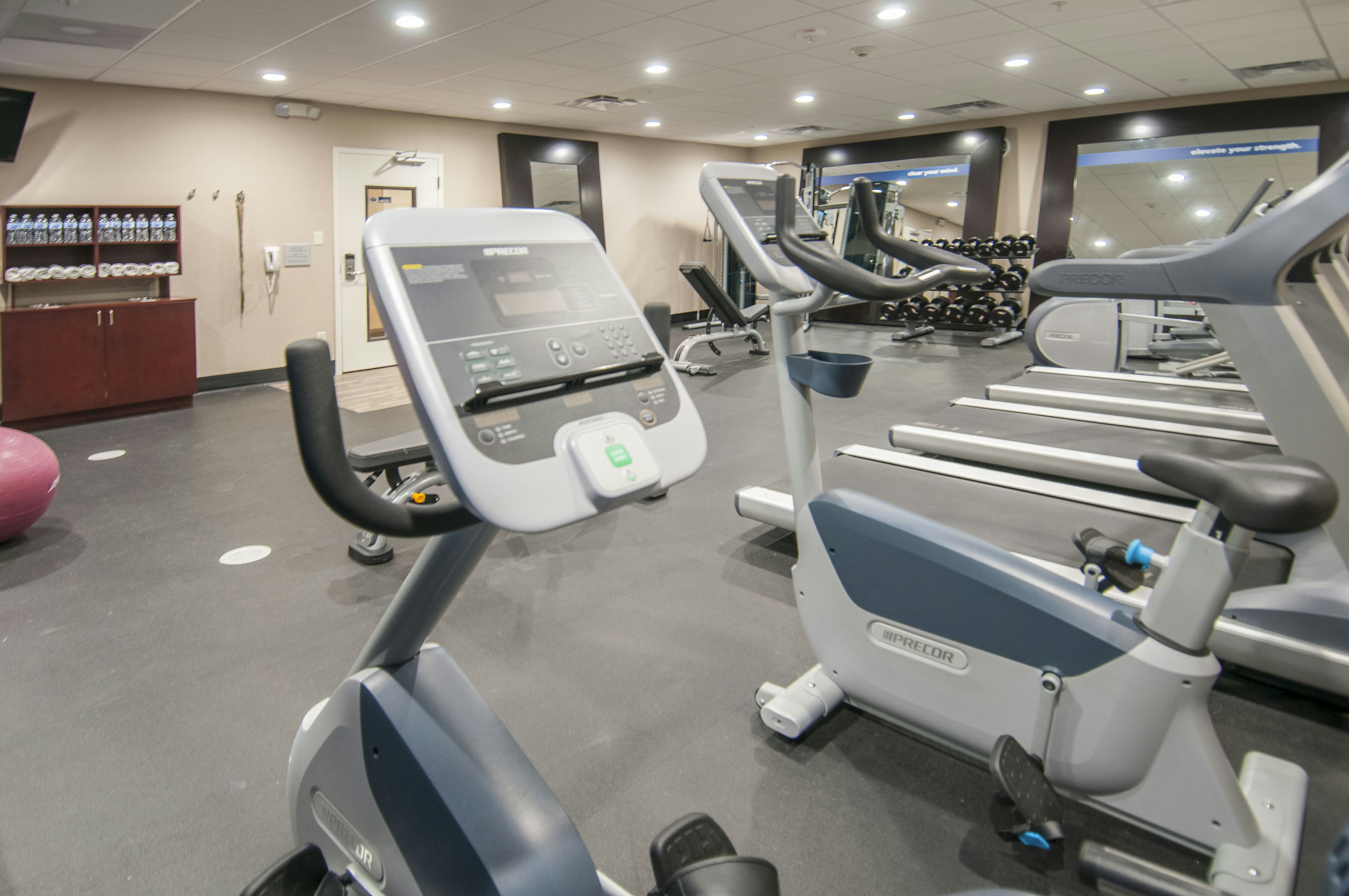 Hampton Inn Opelousas La 25/47
