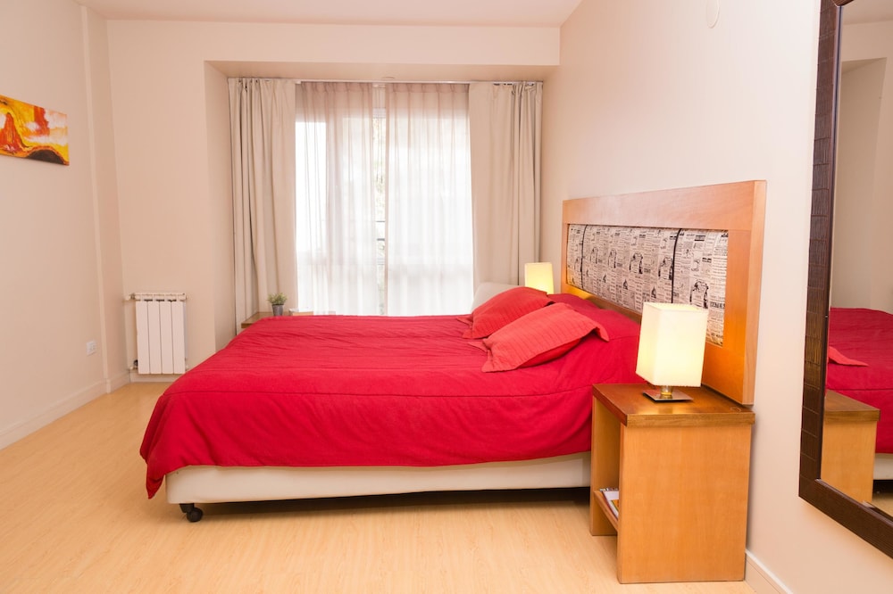 San Martin Suites 4/50