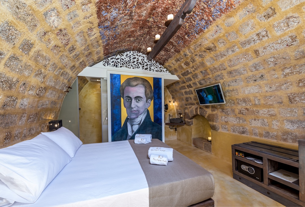 10GR Boutique Hotel & Wine Bar - Adults Only 14/64