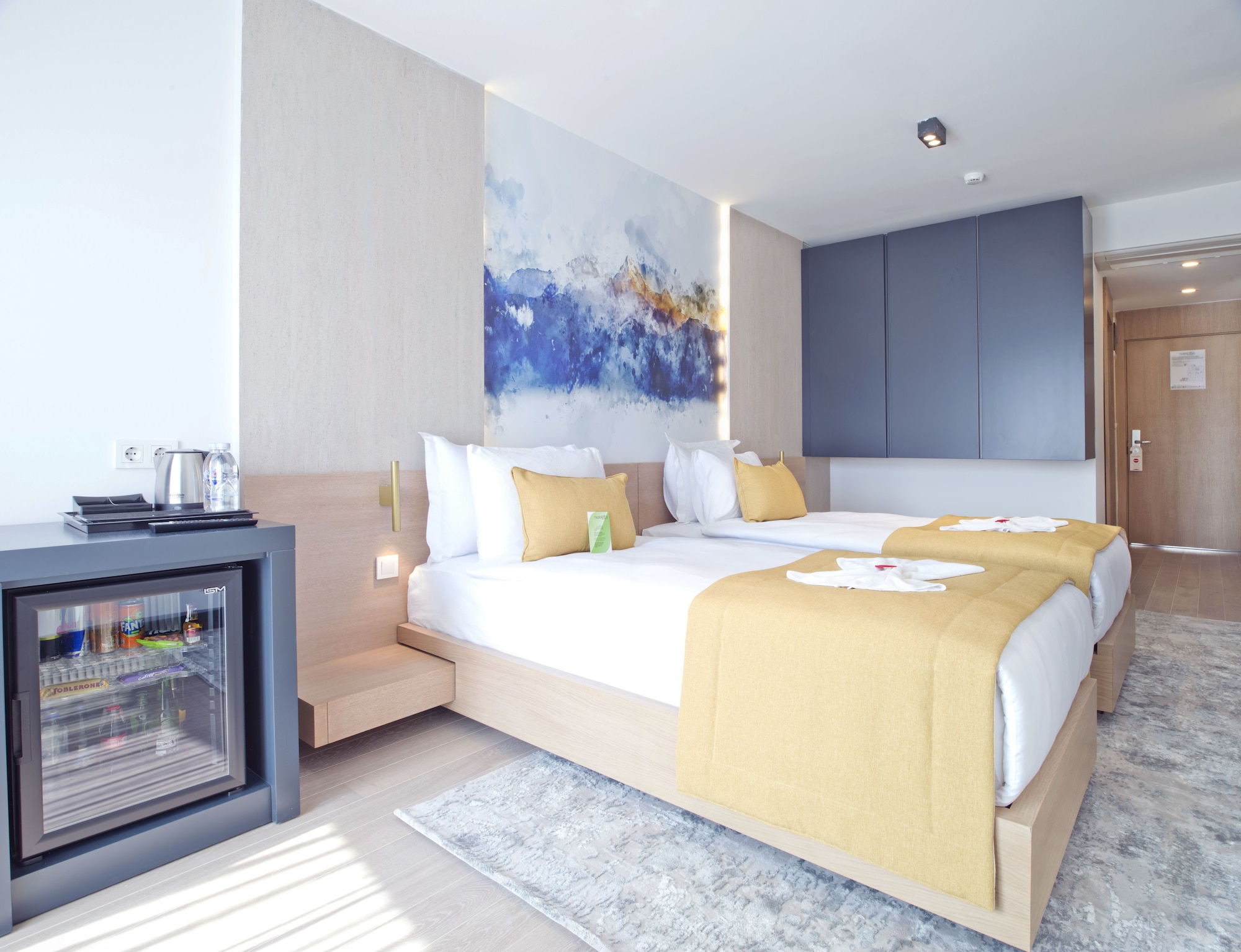 STANDARD, DOUBLE BED