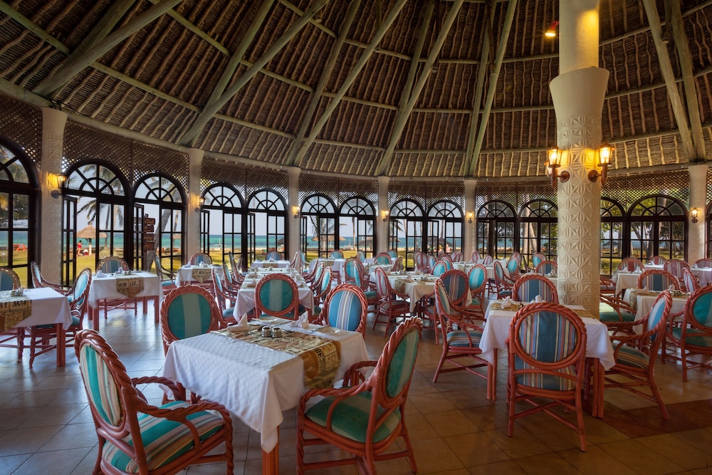 Neptune Paradise Beach Resort & Spa 19/47