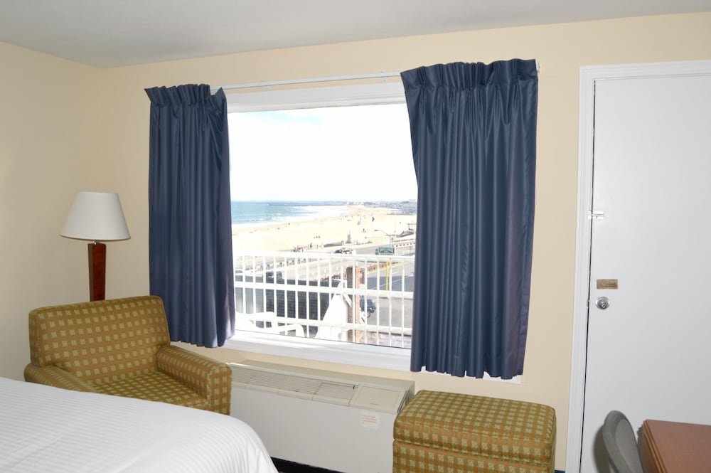 Hampton House Hotel 26/62