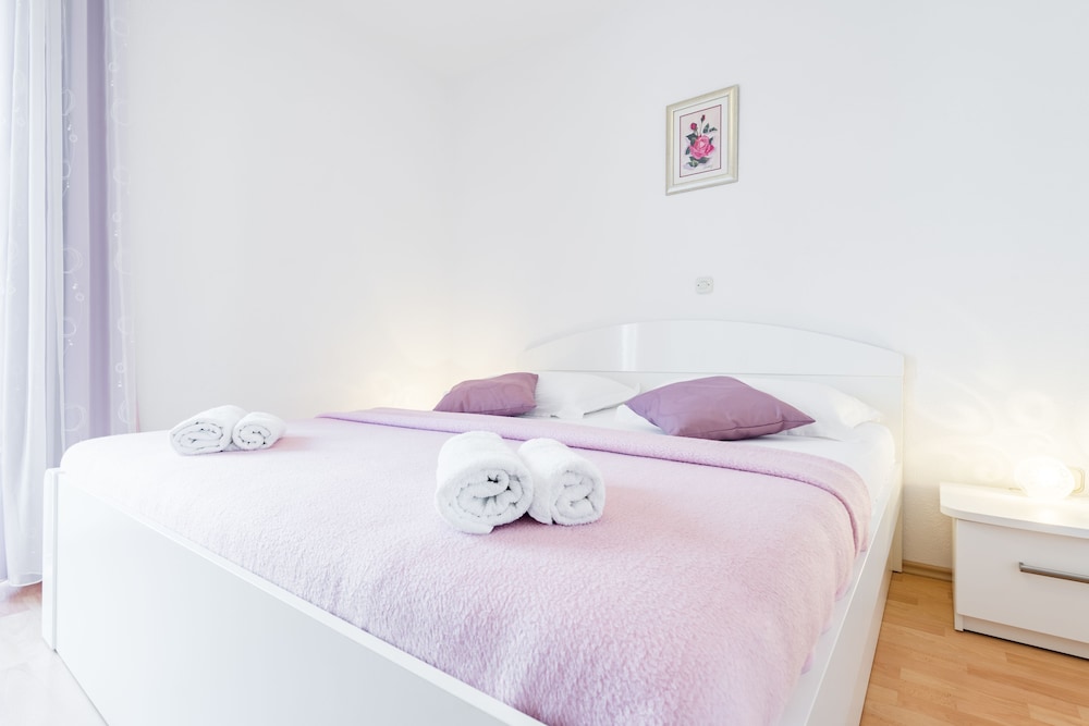 Apartmani Nikolina 17/50