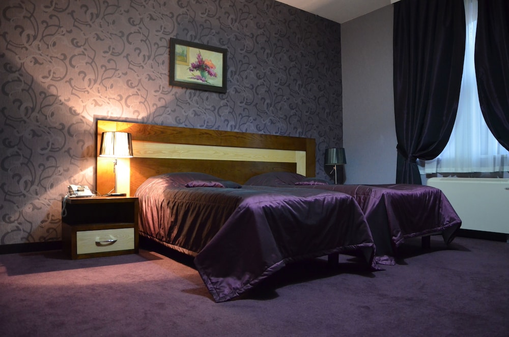 Kaspia Park City Hotel 14/37