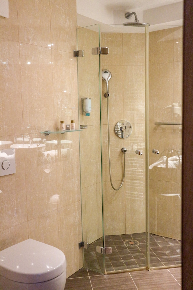 Ortners Resort 48/50