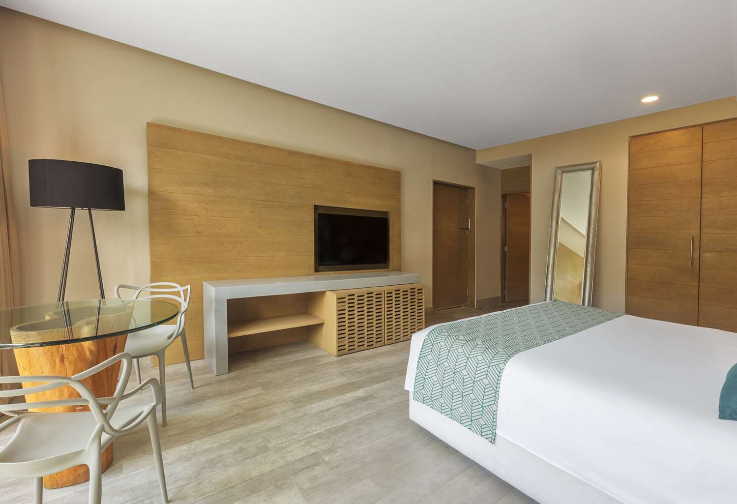 Standard, King Bed, Adult Only
