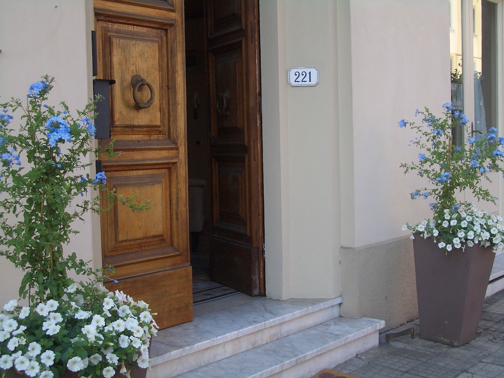 Lucca Relais 2/50