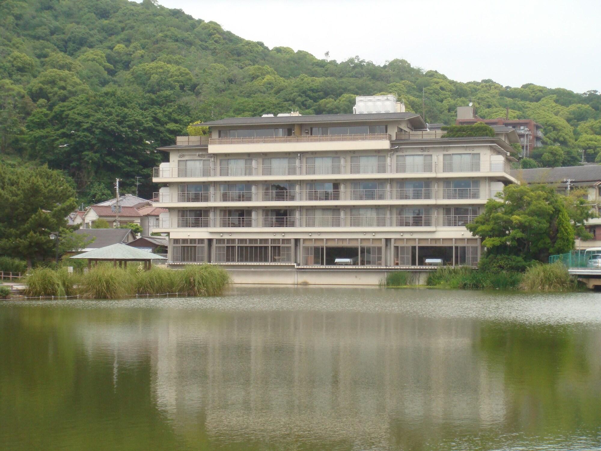 Kotobukirou Rinsuitei 4/32