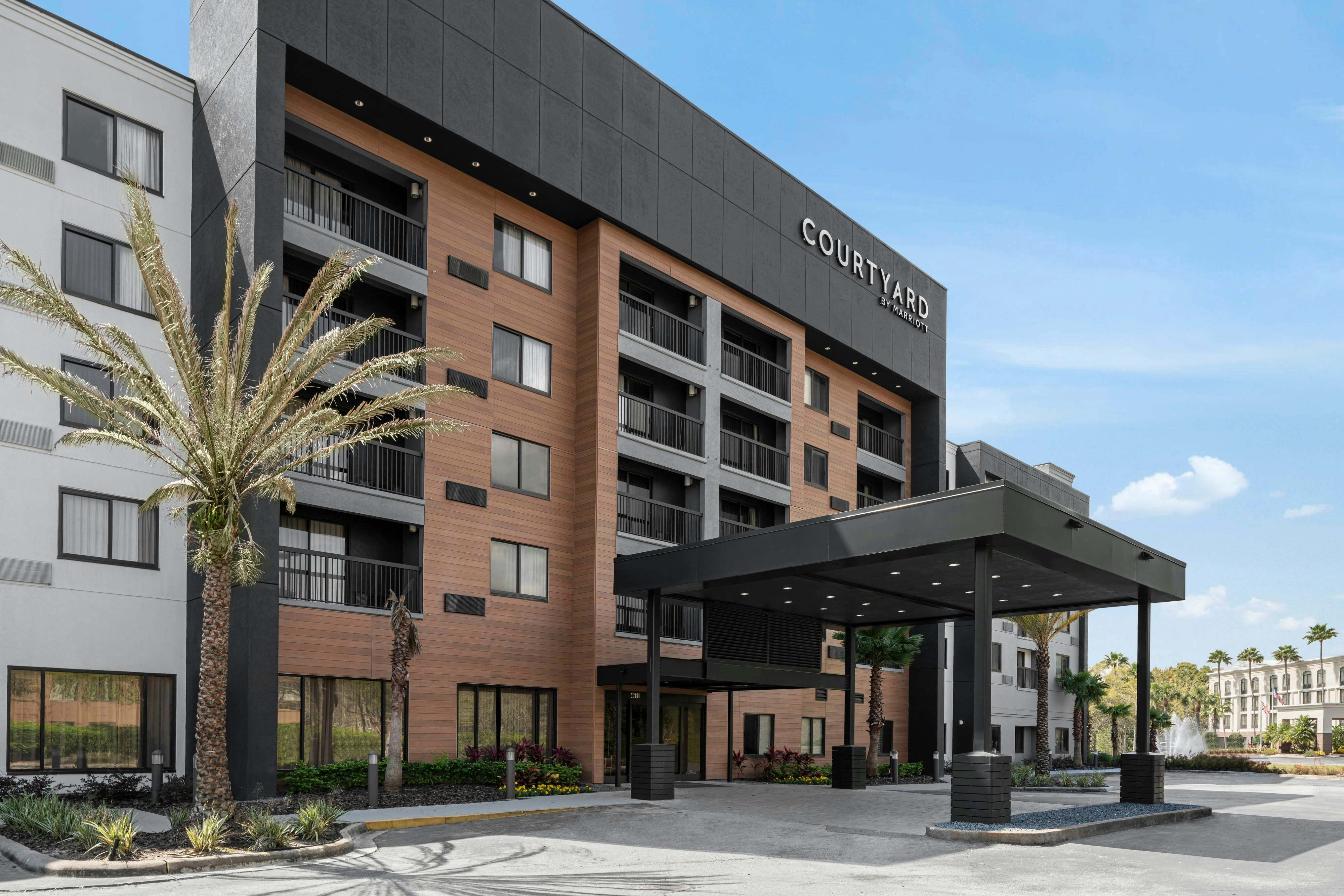 Courtyard By Marriott Butler Boulevard 41/43