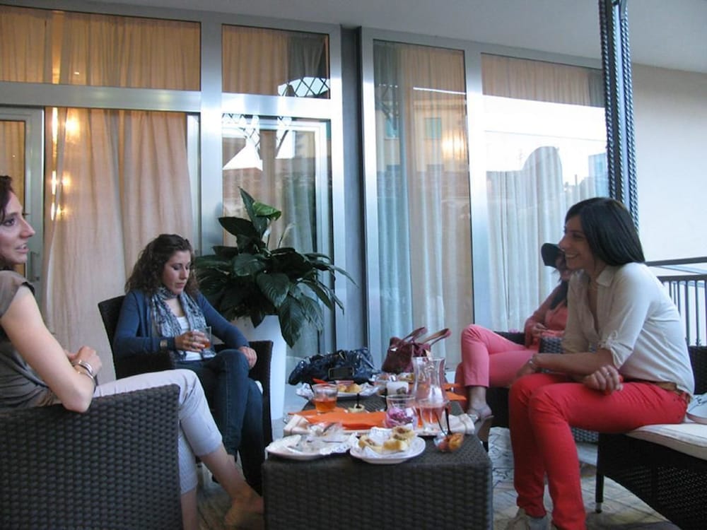 Hotel Grazia Eboli 36/48