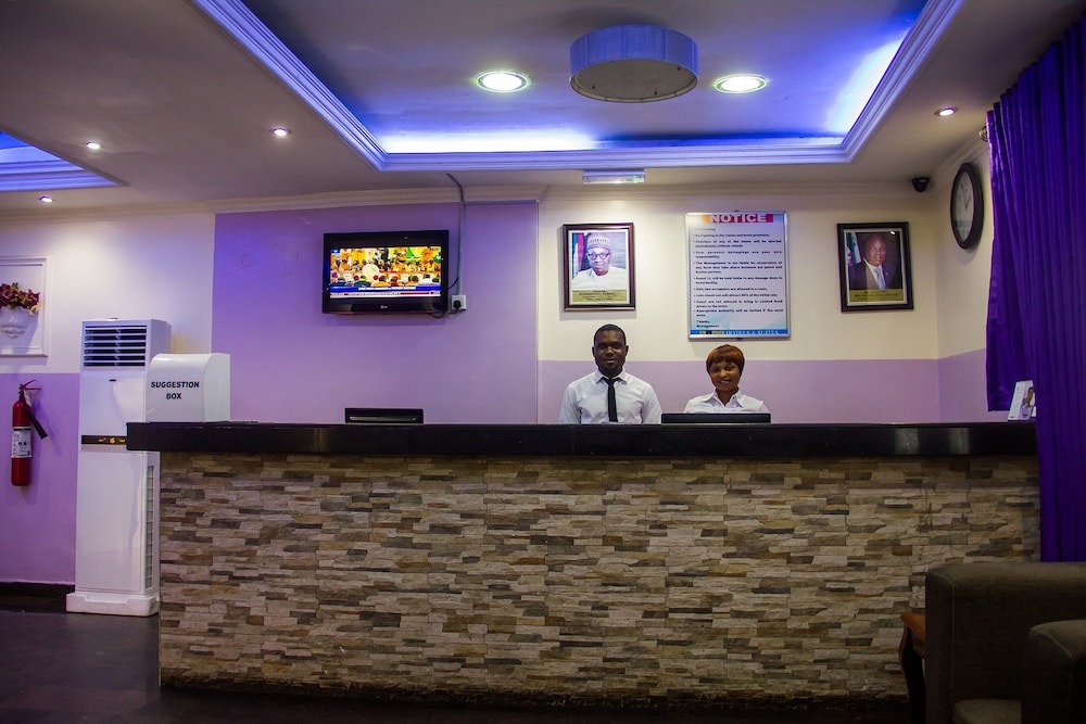 Beni Hotels 3/33