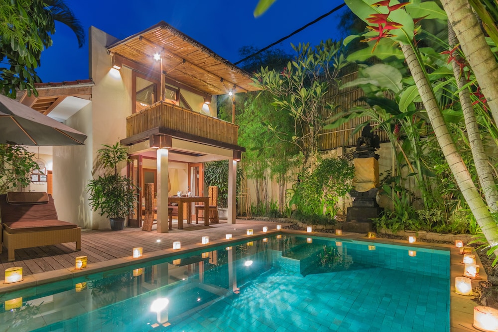 Villa Seriska Seminyak Bali 2/50