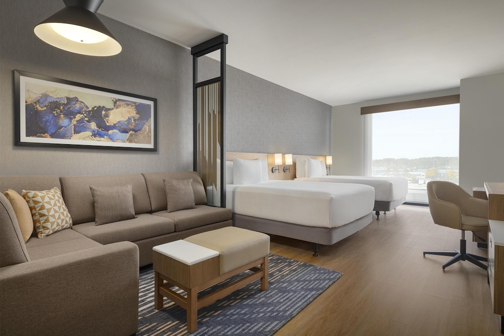 Hyatt Place Windsor 33/50