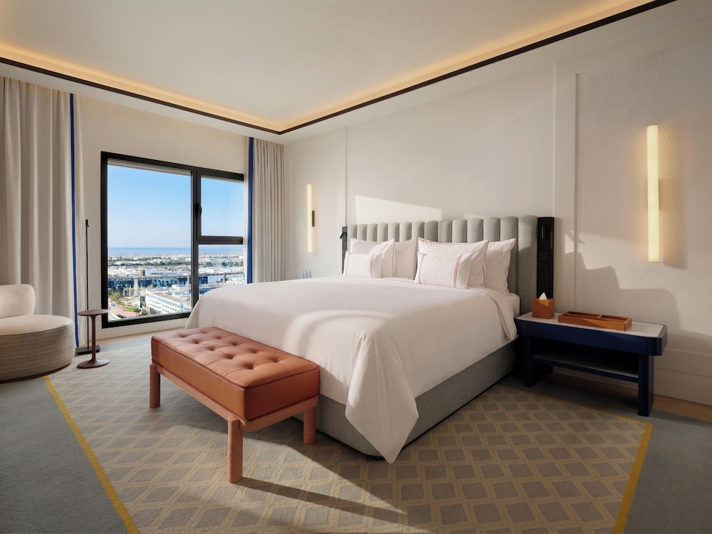 Skyline, Suite, Double Bed