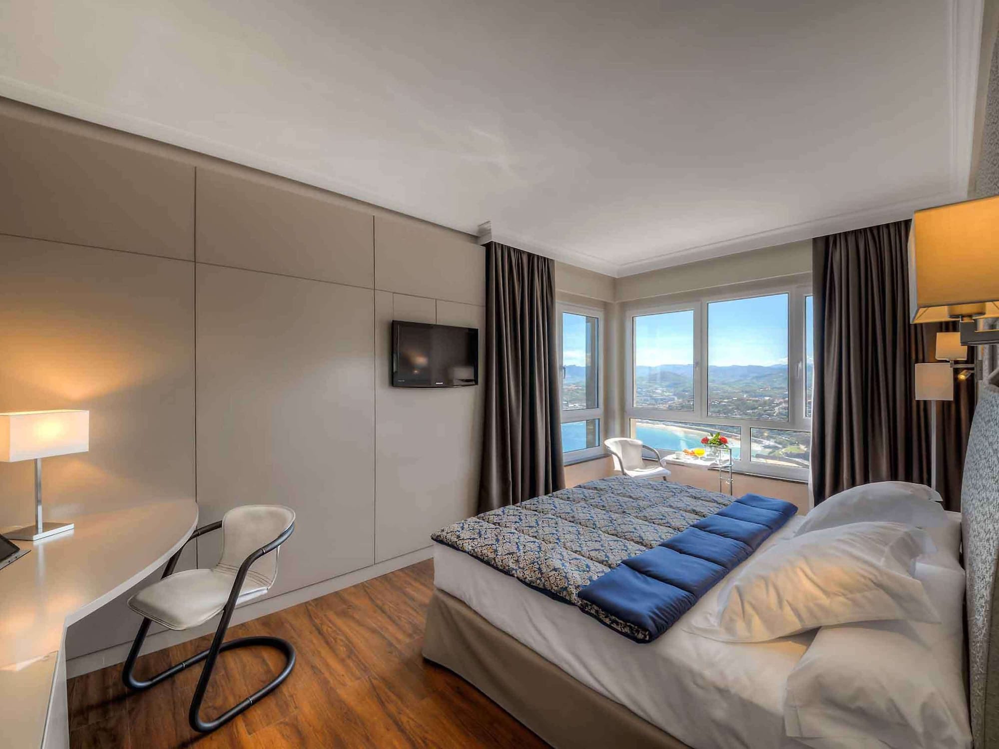 Premium, Privilege, Queen Bed, Sea View, Mercure San Sebastian Monte Igueldo 7/10