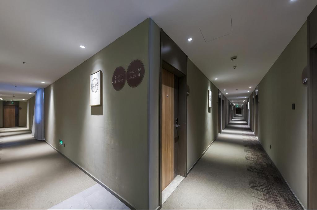 Home Inn Neo (Shanghai Songjiang Songwei North Road Branch) 37/54