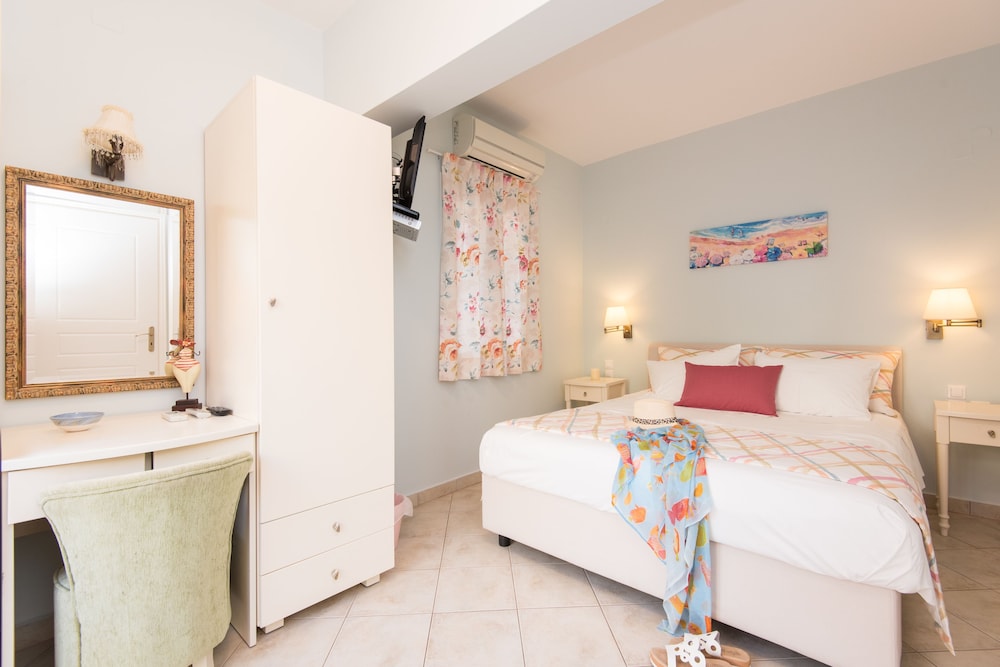 Myrties Boutique Apartments 15/50