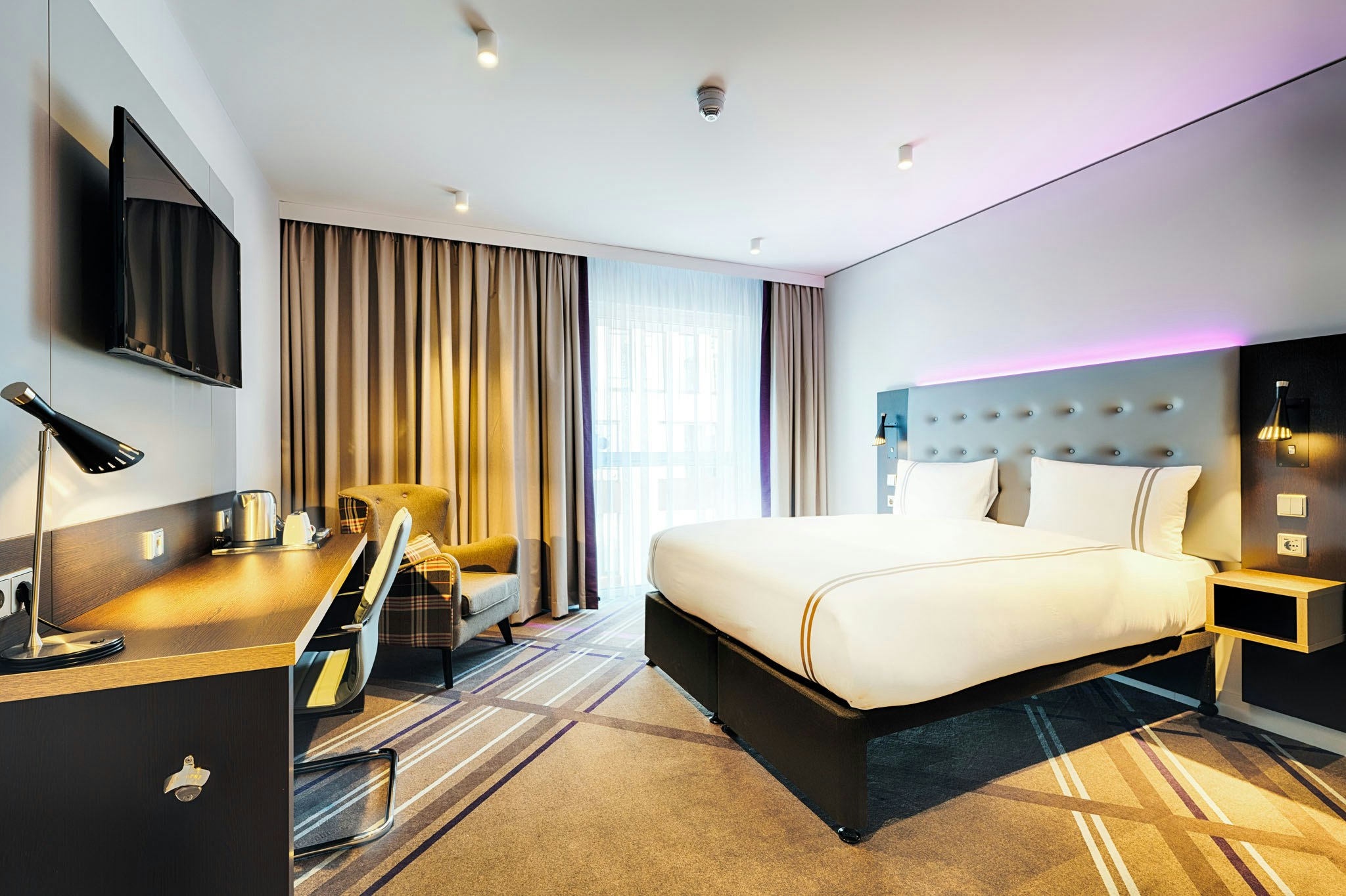 Premier Inn Darmstadt City Centre 17/45