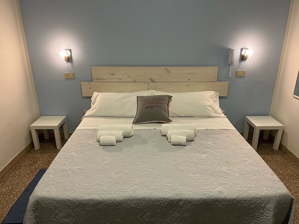 Hotel Morri 28/33