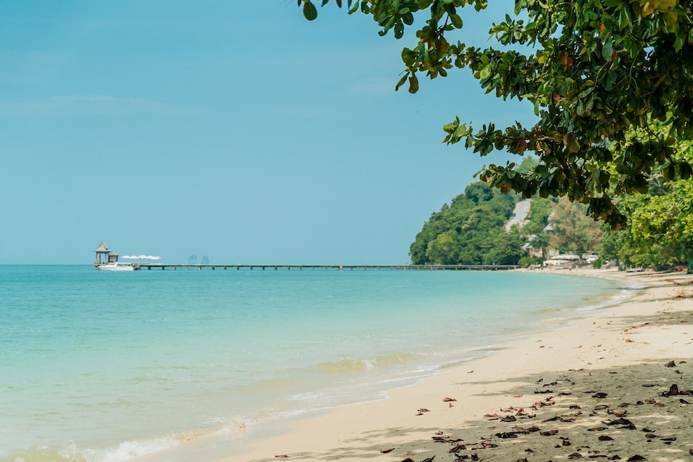 Blue Bay Resort 82/88