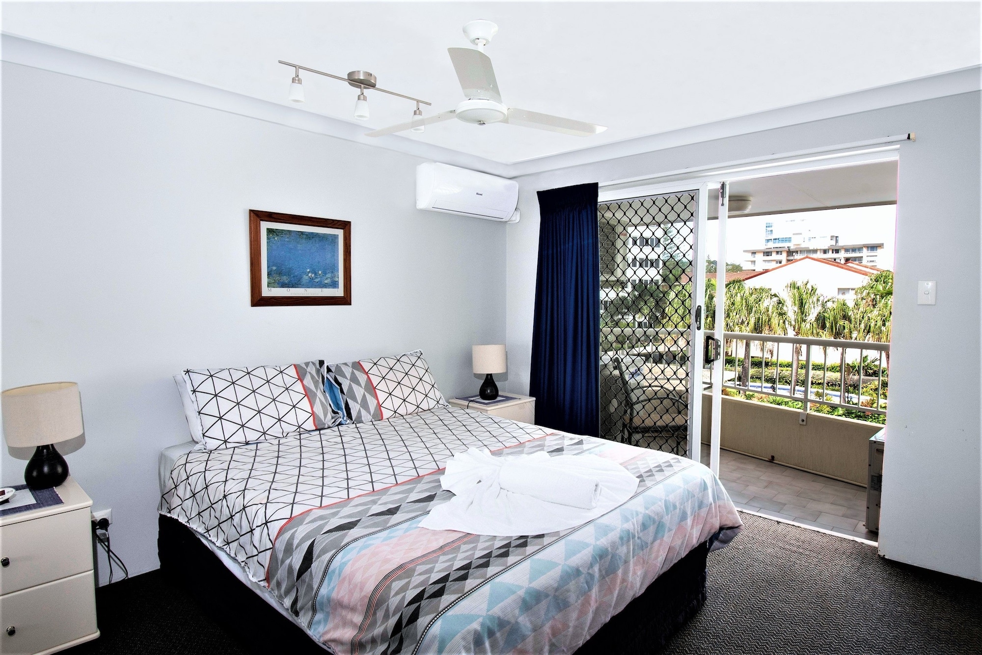 2 BEDROOMS, APARTMENT