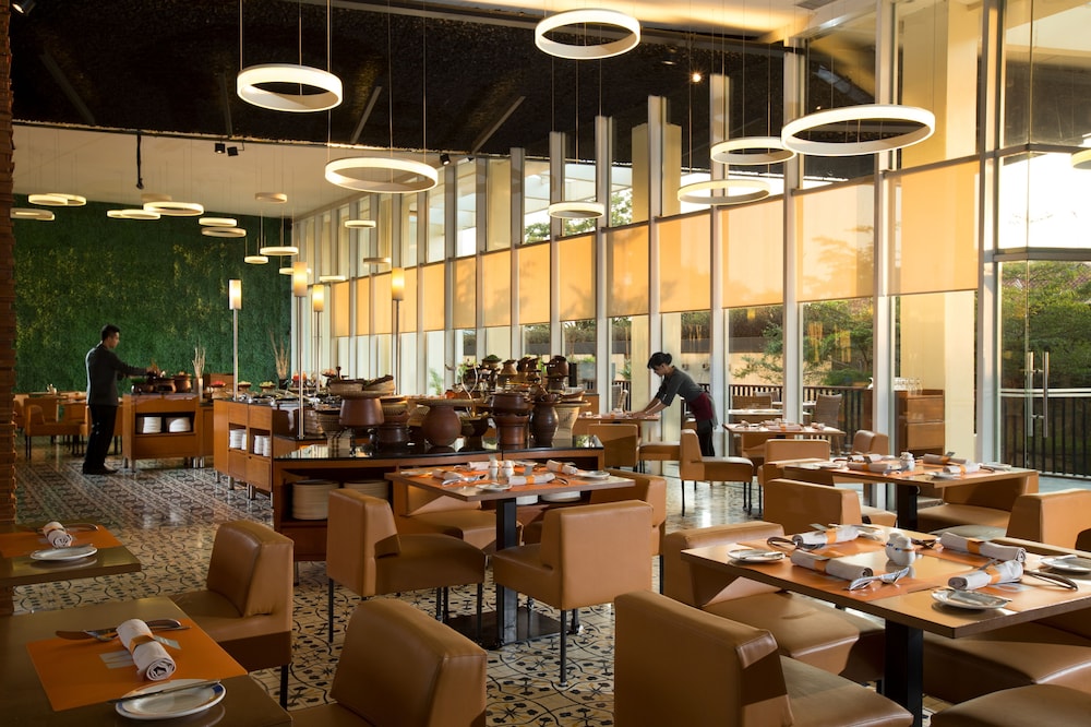 NOVOTEL BANDUNG 55/73