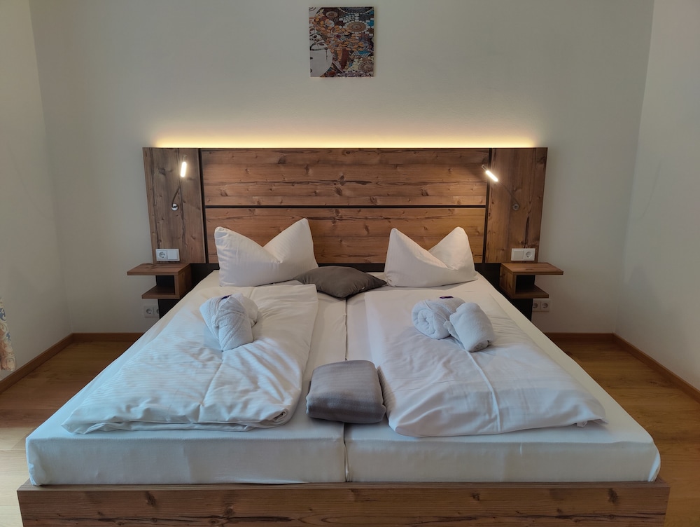 Ferien vom Ich, Bayerischer Wald, Hotel and Restaurant 9/38
