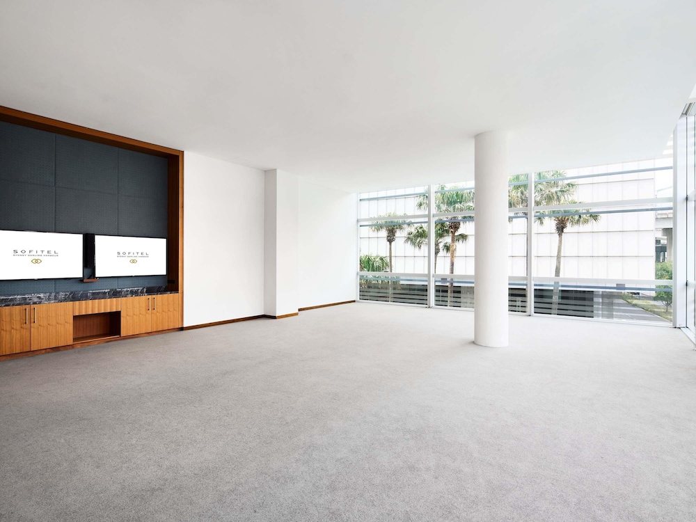 Sofitel Sydney Darling Harbour 63/71