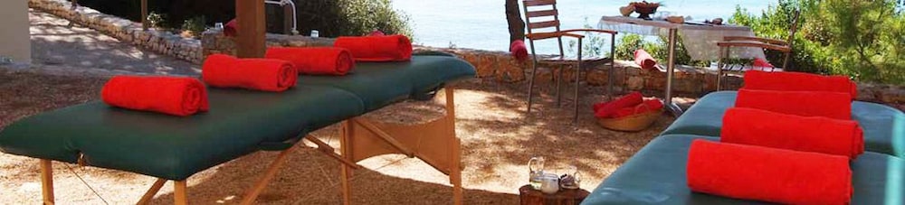 Alonissos Beach Bungalows And Suites Hotel 27/50