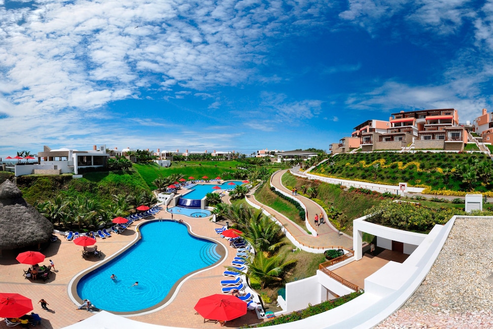 Royal Decameron Mompiche 39/48
