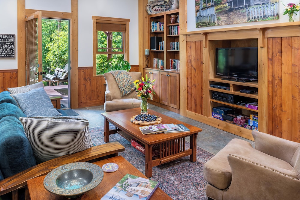 Bent Creek Lodge Bed &amp; Breakfast 31/50