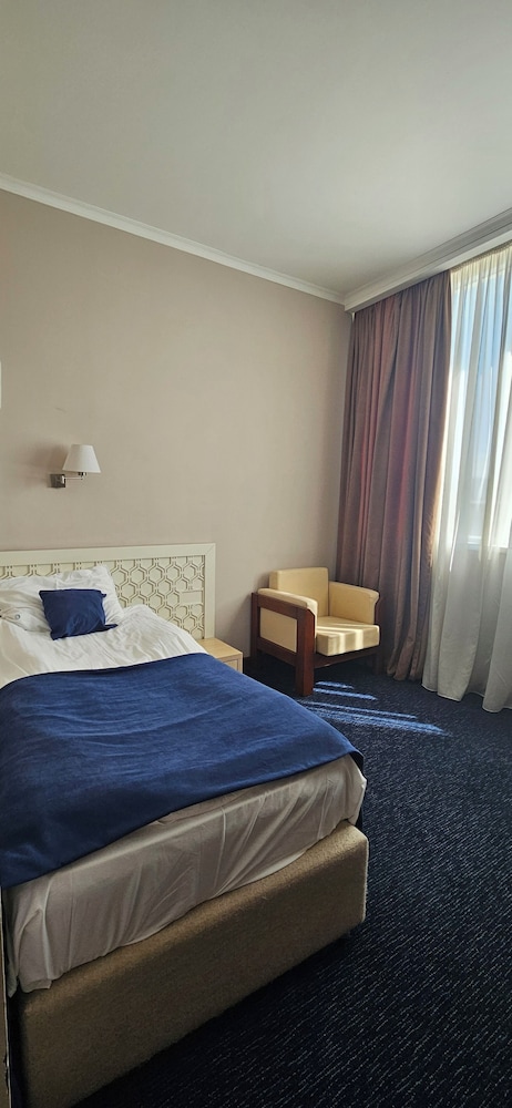 Hotel Cruise 19/65