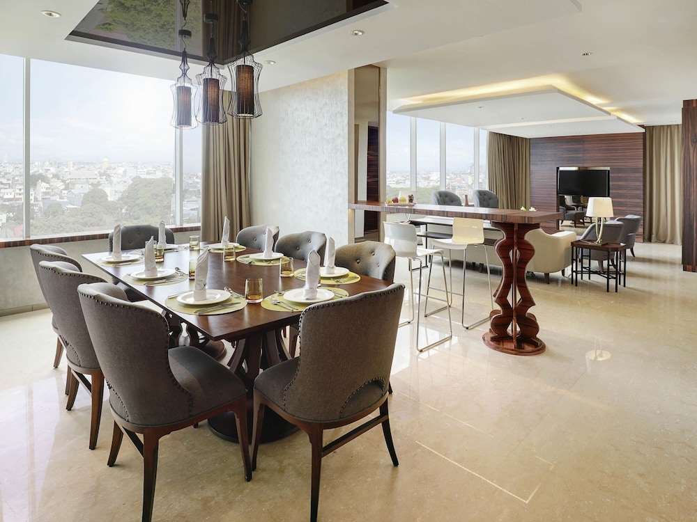 Novotel Makassar Grand Shayla 33/50