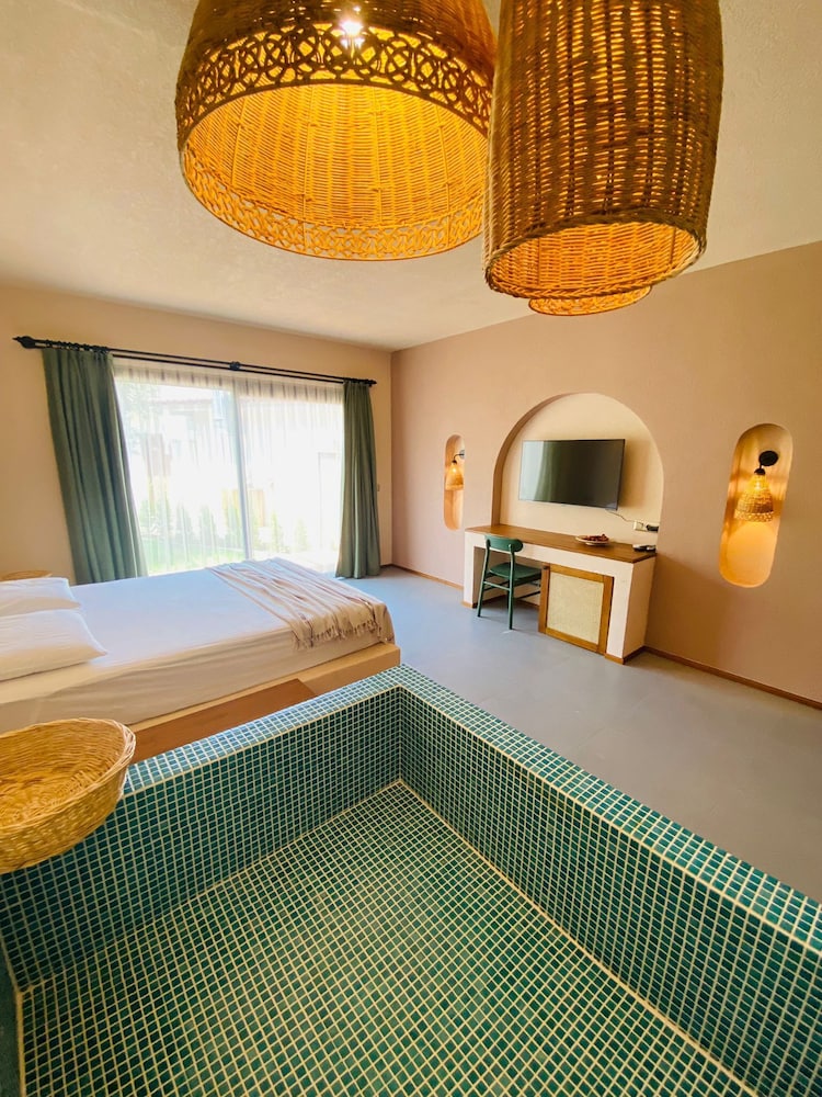 Z Exclusive Hotel And Villas 19/30