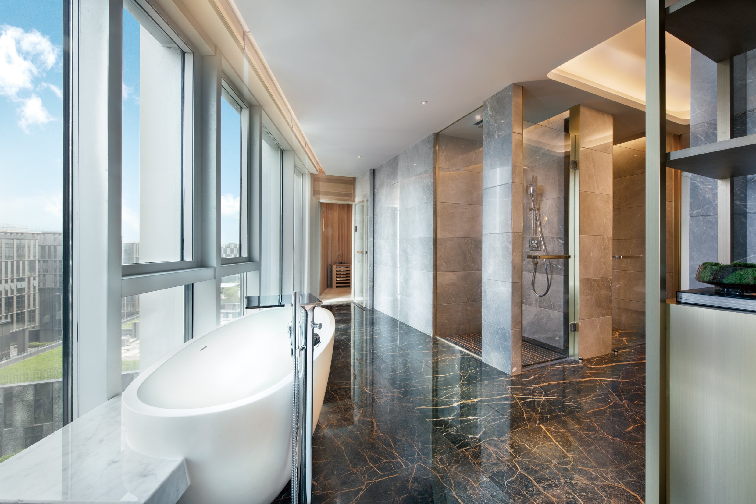 Crowne Plaza Shenzhen Wecc 47/50