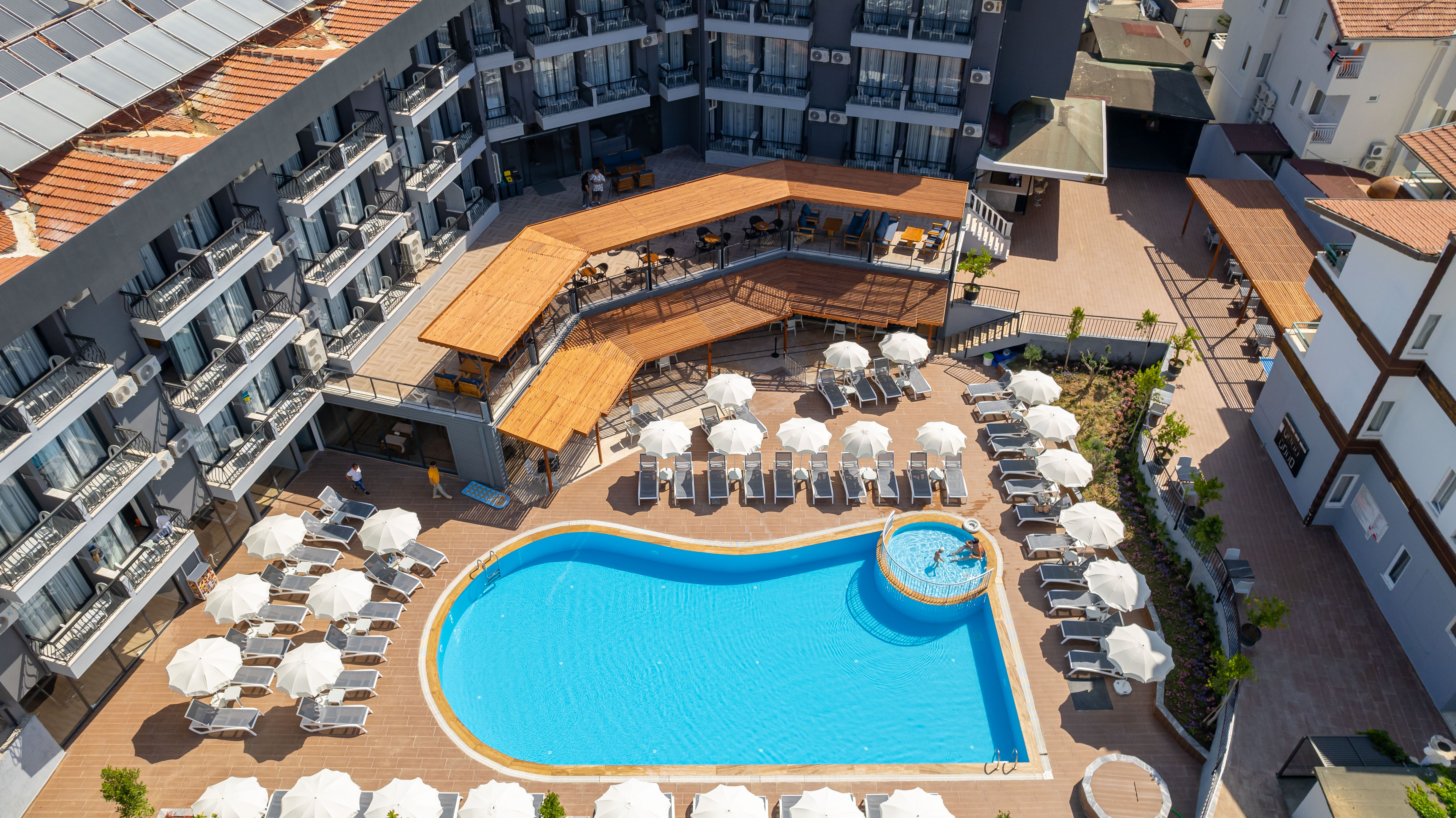Park Side Hotel 6/50