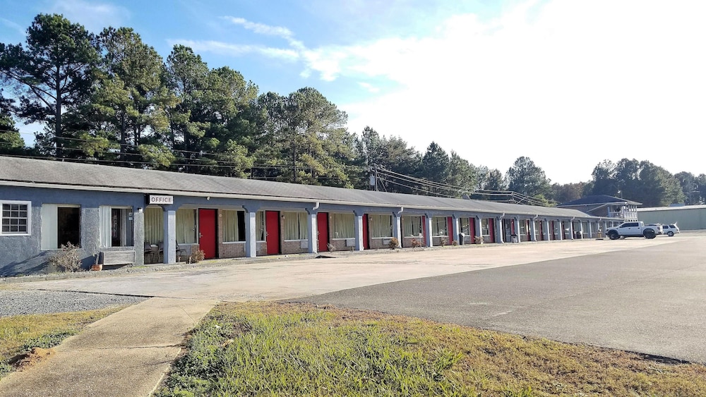 Roadway Inn Troy 15/20