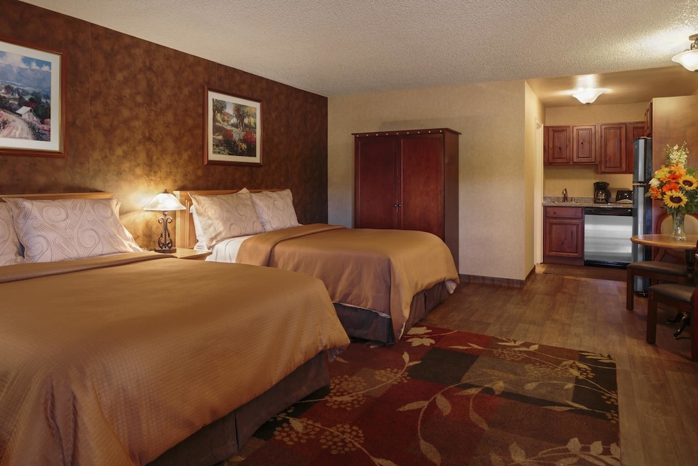 Gold Country Inn and Casino by Red Lion Hotels 7/28