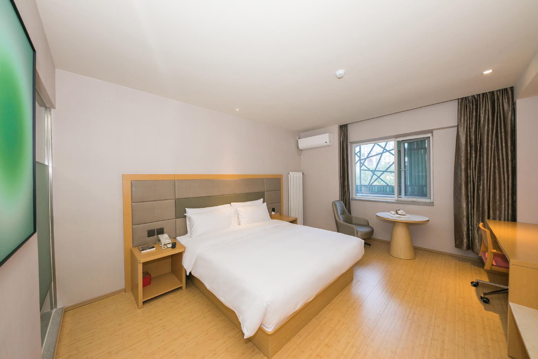 Superior, Queen Bed