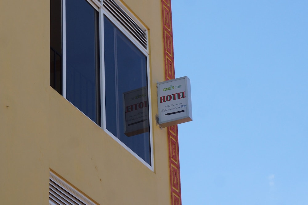 Oasis Top Hotel 6/32