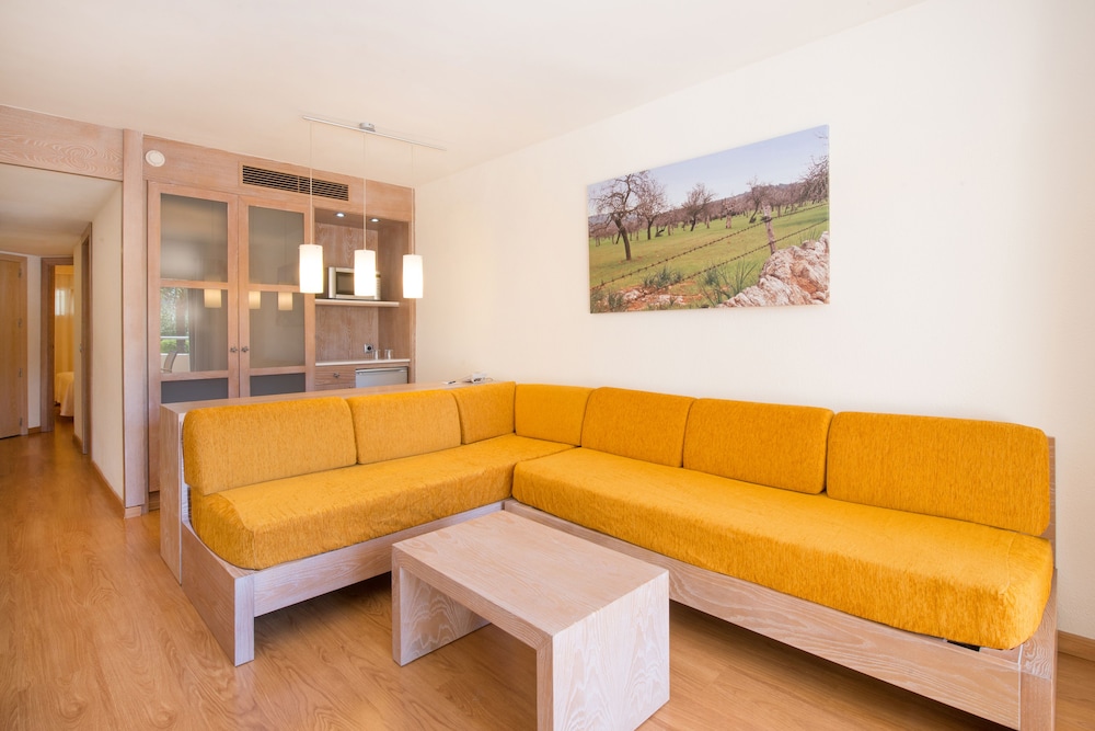 Iberostar Waves Pinos Park 23/50
