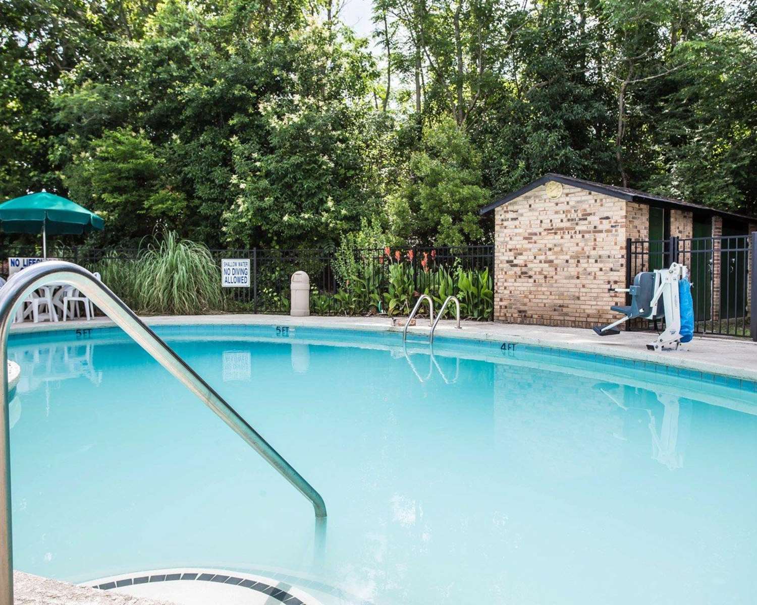 Quality Inn Manning I-95 6/11