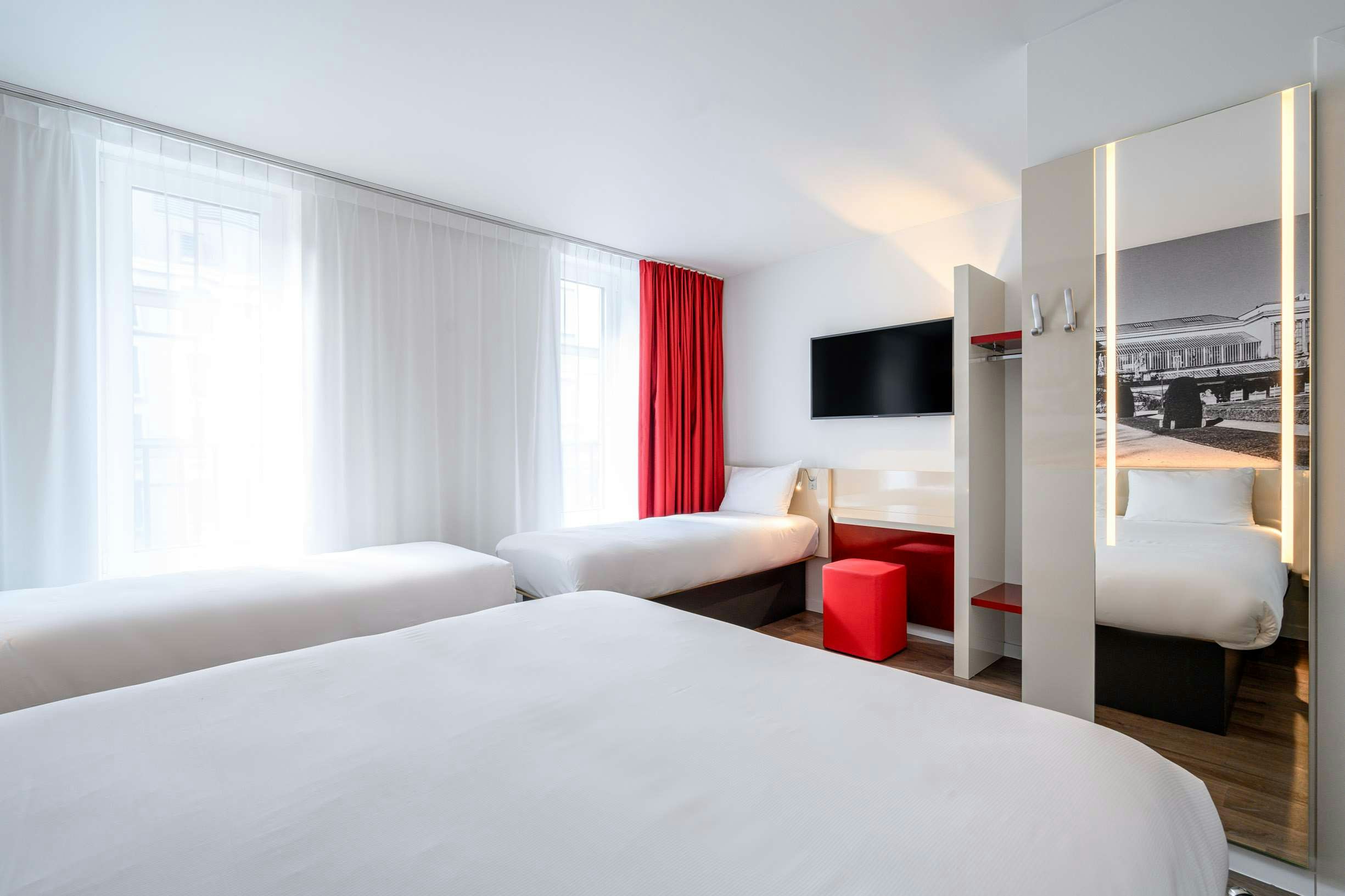 B&B HOTEL Brussels Centre Gare du Midi 7/28