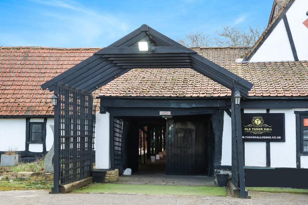 OYO Tudor Oaks Lodge Stevenage North 26/29
