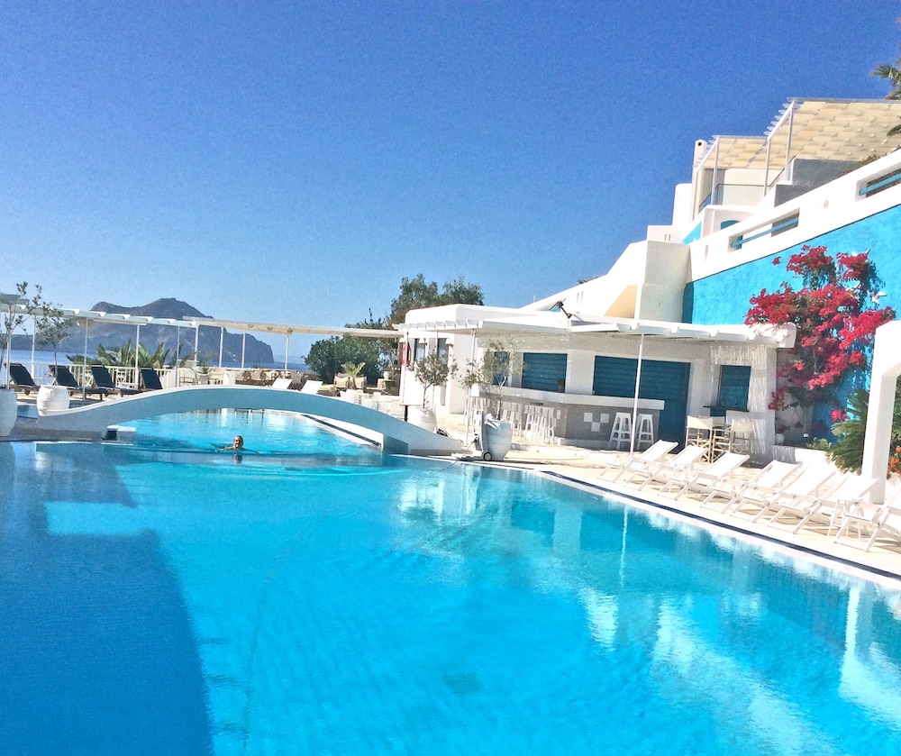 Aegialis Hotel And Spa 70/74