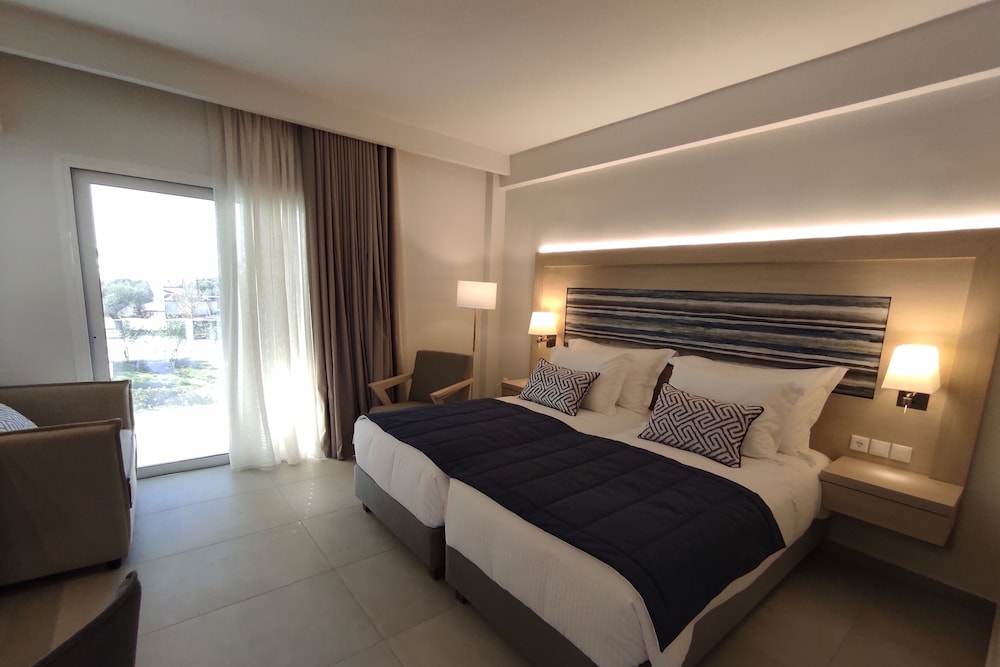 Paradise Resort Evia - A Member of Radisson Individuals 9/42
